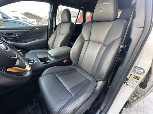 Used 2025 Subaru Outback Wilderness AWD/4WD image 45
