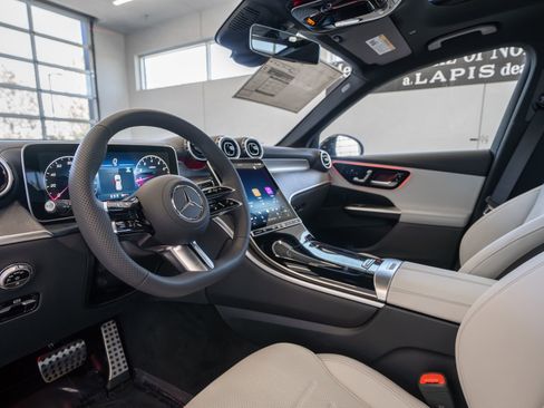 New 2026 Mercedes-Benz GLC 300 4MATIC image 6