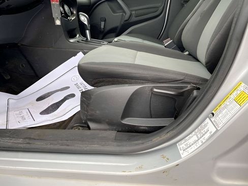 Used 2015 Ford Fiesta S FWD image 29