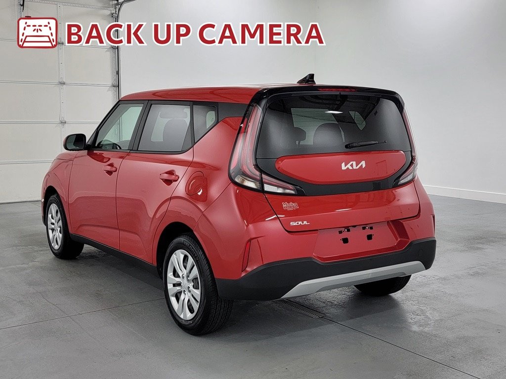 Used 2023 Kia Soul LX FWD image 6