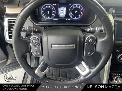 Used 2018 Land Rover Discovery HSE image 22