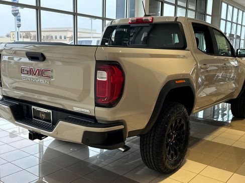 New 2026 GMC Canyon Elevation image 6