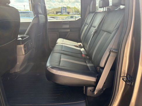 Used 2018 Ford F150 XLT w/ Equipment Group 302A Luxury image 32