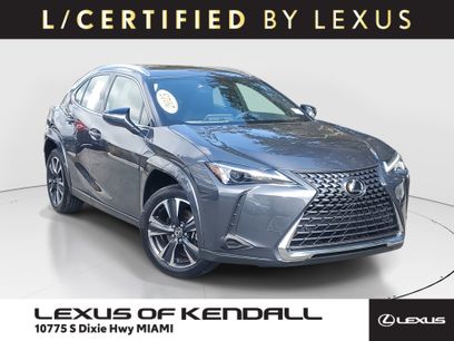 Certified 2025 Lexus UX 300h FWD w/ Accessory Package (Z1)