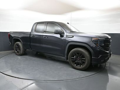 Used 2023 GMC Sierra 1500 Elevation