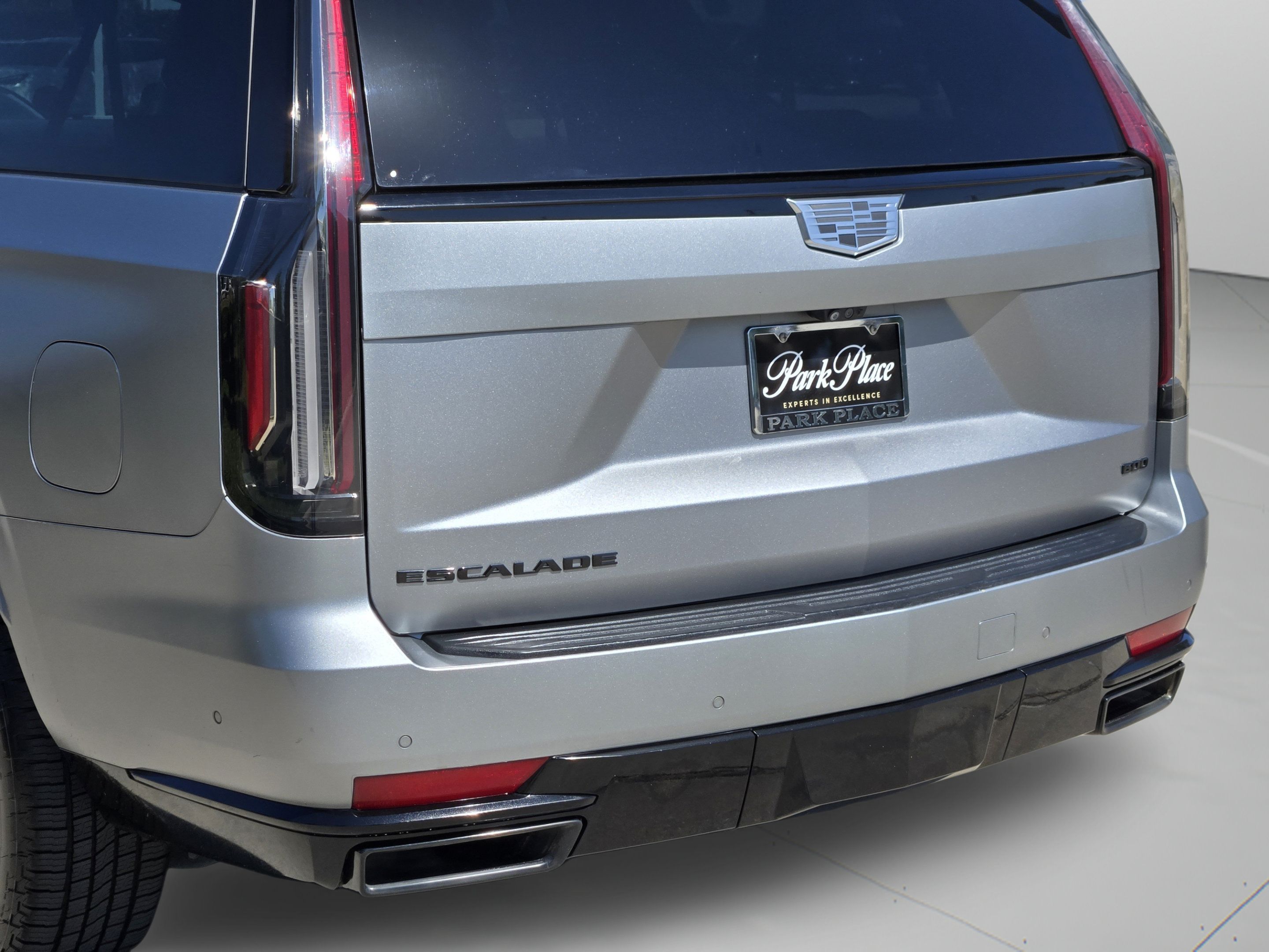 Used 2023 Cadillac Escalade ESV Sport Platinum w/ LPO, ONYX Package AWD/4WD image 41