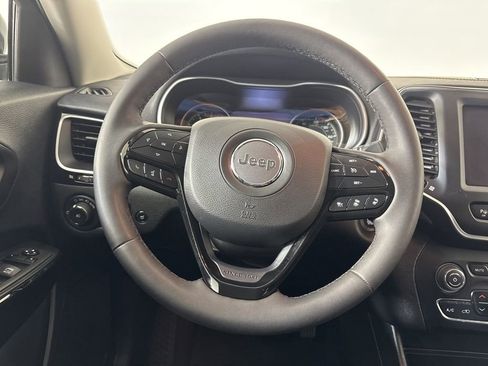 Used 2023 Jeep Cherokee Altitude Lux image 19