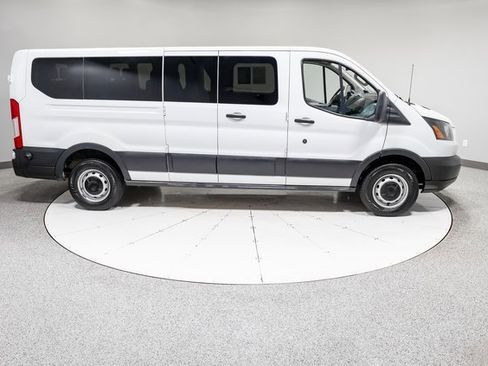 Used 2019 Ford Transit 350 XL image 24