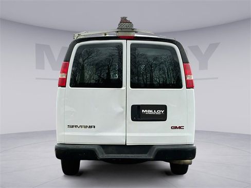Used 2014 GMC Savana 3500 image 4