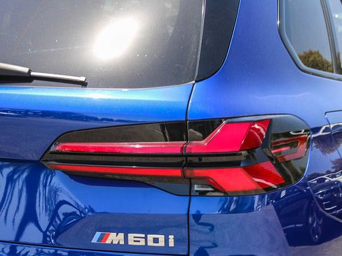 Certified 2024 BMW X5 M60i AWD/4WD image 6
