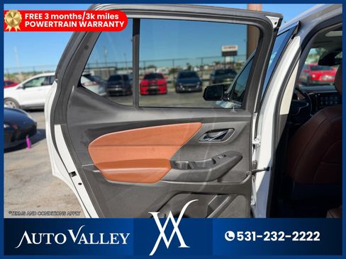 Used 2021 Chevrolet Traverse High Country AWD/4WD image 13