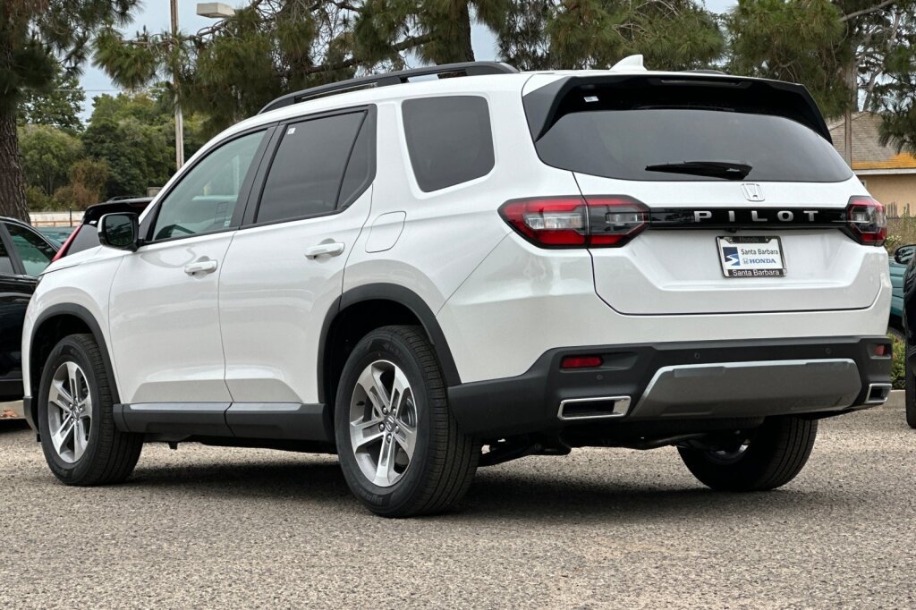 New 2026 Honda Pilot EX-L image 6