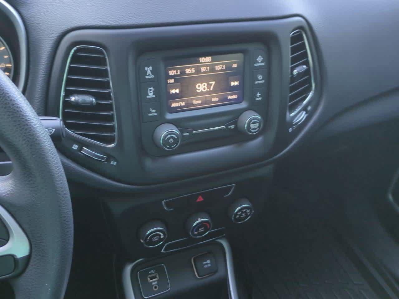 Used 2018 Jeep Compass Sport FWD image 26