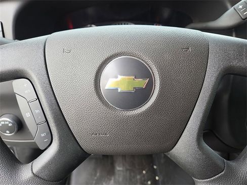 New 2025 Chevrolet Express 2500 image 13
