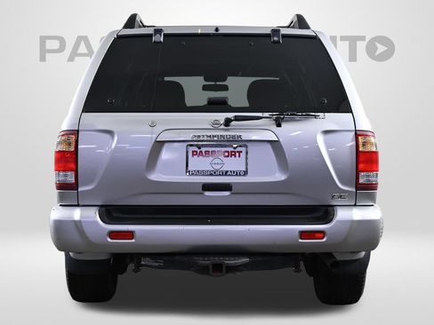 Used 2004 Nissan Pathfinder SE w/ (SRF) SE Sunroof Pkg AWD/4WD image 6