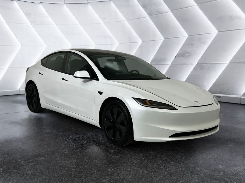 Used 2024 Tesla Model 3 Standard Range RWD image 1