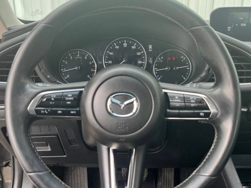 Used 2024 MAZDA MAZDA3 s FWD image 19
