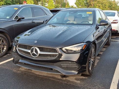 Used 2023 Mercedes-Benz C 300 4MATIC Sedan w/ Exclusive Trim Package image 5