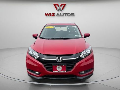 Used 2018 Honda HR-V EX image 8
