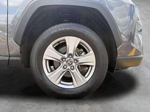 Used 2025 Toyota RAV4 XLE AWD/4WD image 22