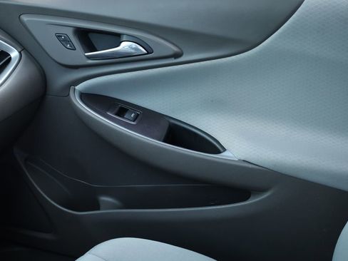 Used 2021 Chevrolet Malibu LS image 10