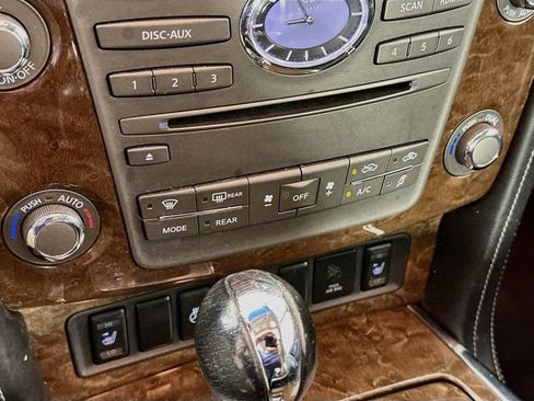 Used 2017 INFINITI QX80 4WD image 21