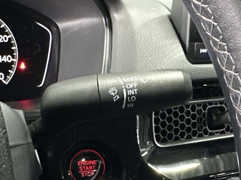 Used 2024 Honda Civic Sport image 28