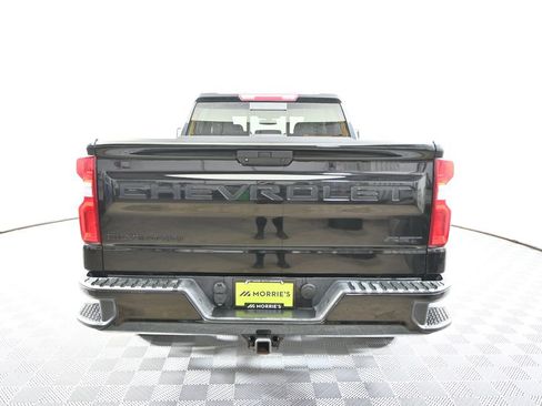 Used 2022 Chevrolet Silverado 1500 RST w/ LPO, Blackout Package AWD/4WD image 5