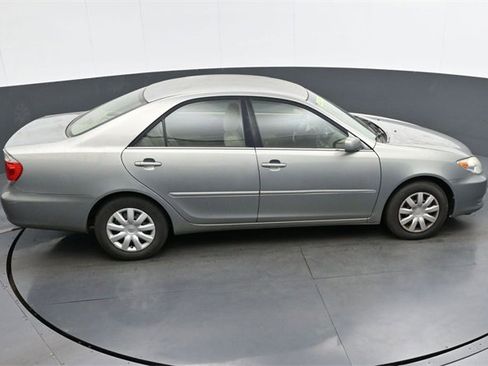 Used 2005 Toyota Camry LE image 20