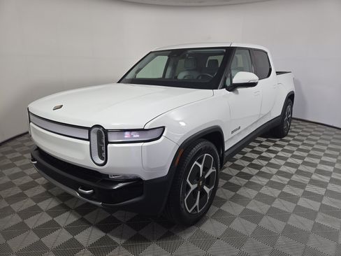 Used 2024 Rivian R1T Adventure AWD/4WD image 1
