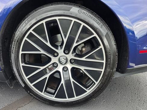 Used 2021 Porsche Taycan RWD image 12