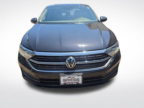 Used 2024 Volkswagen Jetta SE FWD image 8