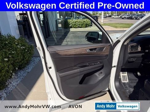 Used 2025 Volkswagen Atlas SEL Premium R-Line AWD/4WD image 13