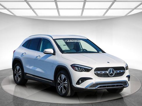 Certified 2025 Mercedes-Benz GLA 250 image 5