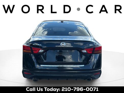 Used 2021 Nissan Altima 2.5 SL FWD image 4