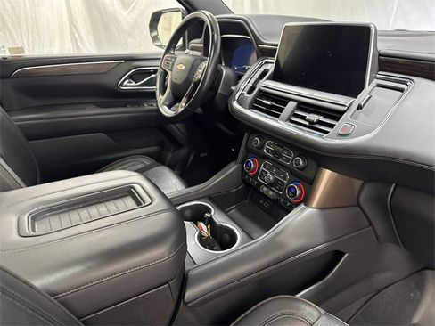 Certified 2023 Chevrolet Suburban High Country image 34