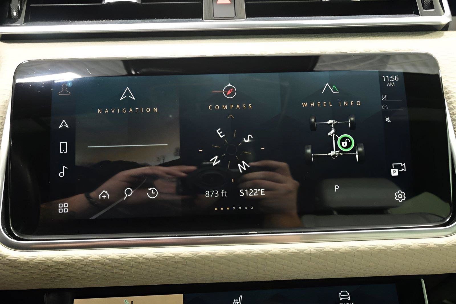 Used 2021 Land Rover Range Rover Velar R-Dynamic S AWD/4WD image 25