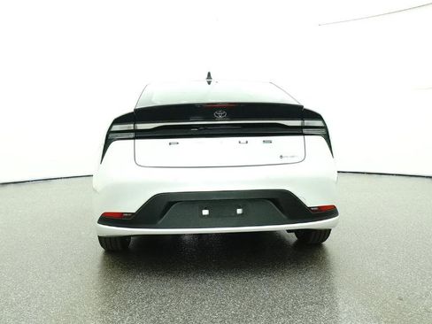 New 2026 Toyota Prius Plug-In Hybrid FWD image 59