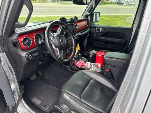 Used 2020 Jeep Gladiator Rubicon image 6