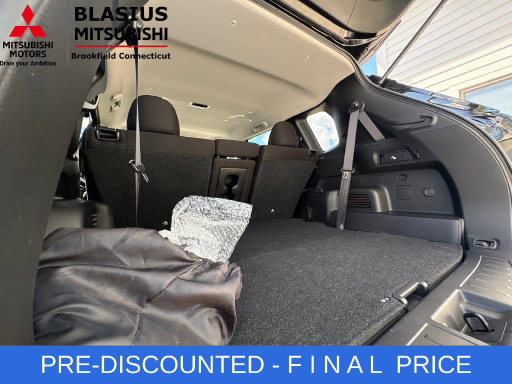 Used 2025 Mitsubishi Outlander ES AWD/4WD image 55