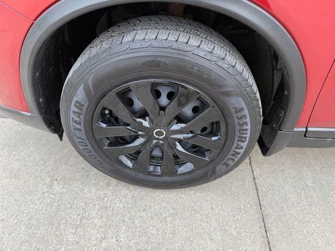 Used 2014 Nissan Rogue S image 13