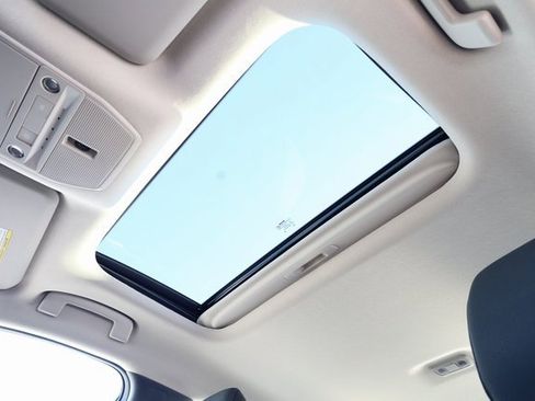 New 2026 Nissan Sentra SV w/ SV Convenience Package image 23