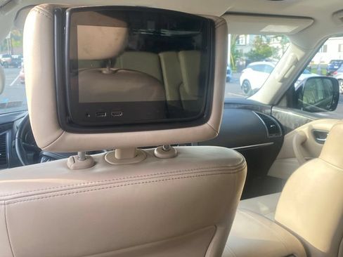 Used 2023 Nissan Armada Platinum w/ Captain's Chairs Package AWD/4WD image 19
