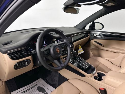 Used 2026 Porsche Macan Turbo AWD/4WD image 4