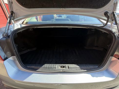 Used 2018 Subaru Legacy 2.5i Limited AWD/4WD image 25
