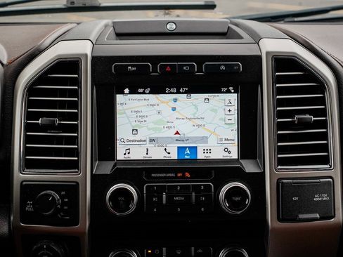 Used 2019 Ford F150 King Ranch w/ Equipment Group 601A Luxury image 13