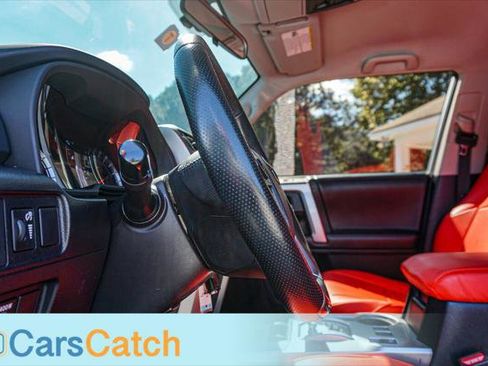 Used 2019 Toyota 4Runner SR5 image 32