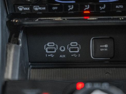 New 2025 Jeep Grand Cherokee L Limited w/ Luxury Tech Group II image 23