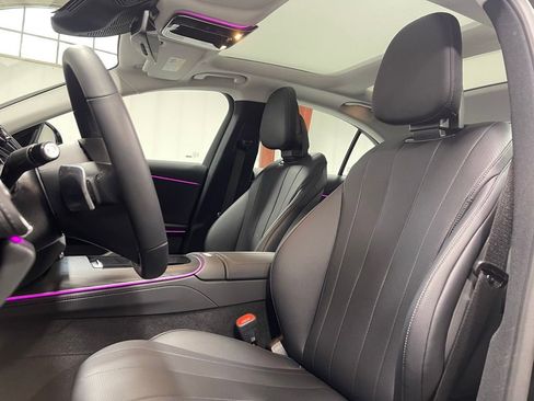 Used 2026 Mercedes-Benz E 350 4MATIC Sedan image 22