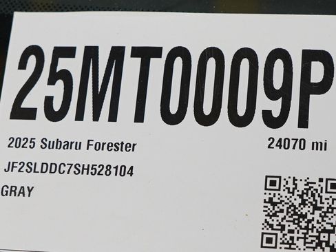 Used 2025 Subaru Forester Premium AWD/4WD image 30